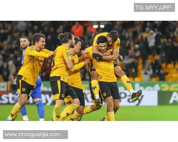 利兹联主场迎战诺维奇期待精彩对决双方争夺英冠宝贵积分 利兹联主场迎战诺维奇期待精彩对决双方争夺英冠宝贵积分