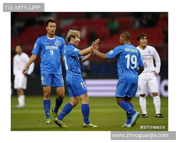 岐阜足球队迎战福冈黄蜂激情对决展现实力与风采