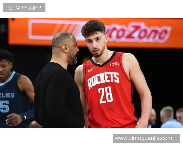 火箭队与雄鹿队精彩对决全场免费直播抢先看