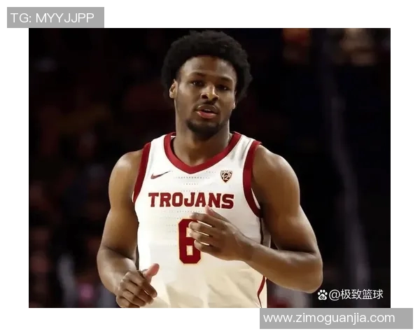 詹姆斯父子携手迎新篇章布朗尼正式宣布参加NBA选秀 詹姆斯父子携手迎新篇章布朗尼正式宣布参加NBA选秀