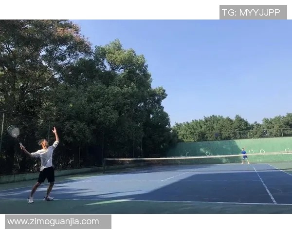 重庆网球队的蜕变之路:从传统强队到国际舞台的新生探索 重庆网球队的蜕变之路:从传统强队到国际舞台的新生探索