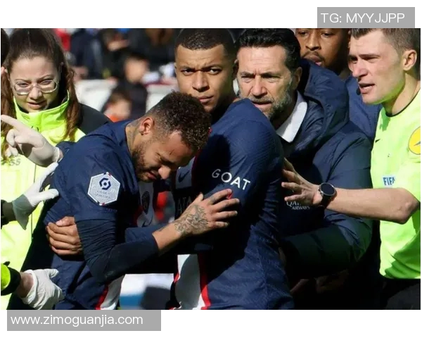 内马尔本赛季再度受伤巴黎欧冠之路面临严峻挑战